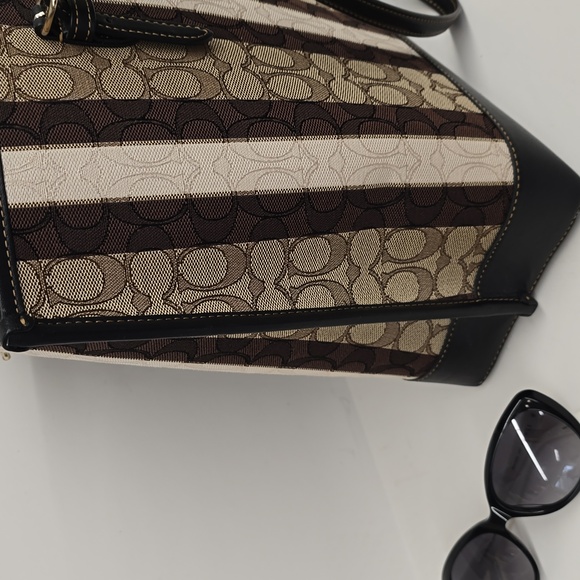 NEW Coach Mollie Tote In Signature Jacquard With Stripes C4088 - Picture 7 of 11